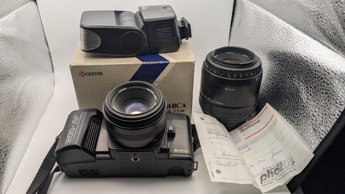 Set fotocamera reflex yashica - set,
